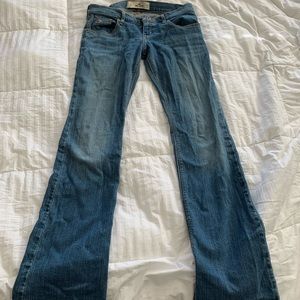 Hollister jeans